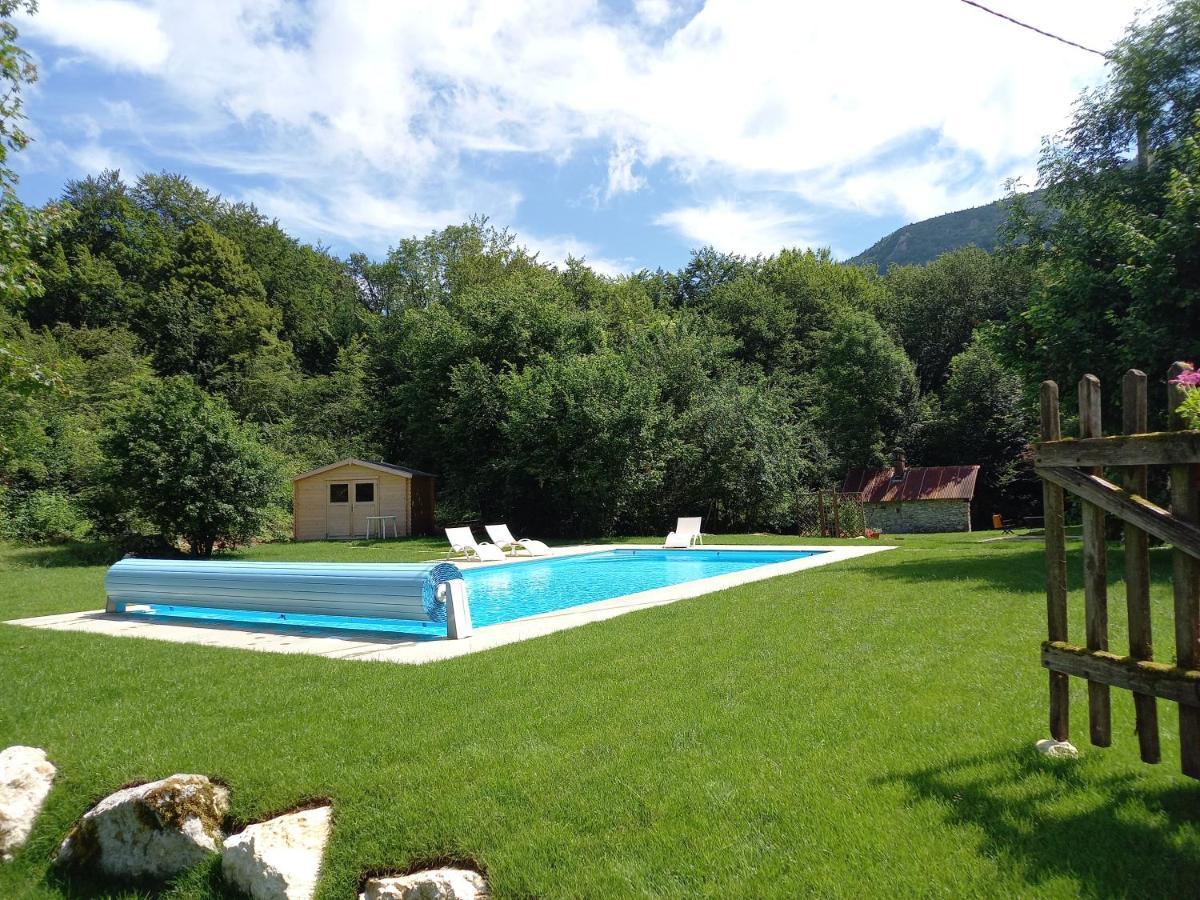 La Clairiere Du Moulin Bed & Breakfast Lepin-le-Lac Dış mekan fotoğraf